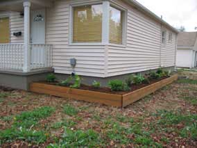 Front Planting bed with mulch