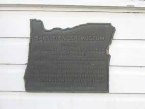 Oaks Pioneer Museum plaque