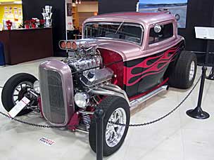 1932 Ford Model B Deluxe Coupe (3 window)