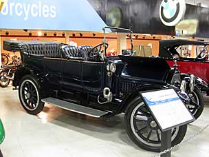 1913 Cadillac Model 30 five-passenger touring car