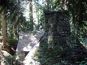 Stone cabin at Leach Botanical Garden