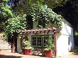 Outbuilding near patio at Leach Botanical Garden