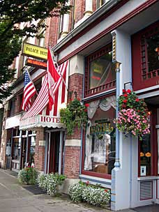 Palace Hotel entrance in Captain Tibbals Building (1889), Port Townsend, Washington