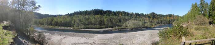 Panoramic view of Sandy River at Oxbow Regonal Park