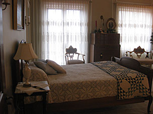 Guest bed room, Marland Estate, Ponca City, Oklahoma