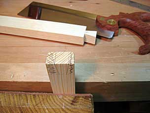 Dovetail for tool chest lid skirt