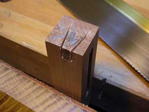 Beginning dovetail socket for top rail