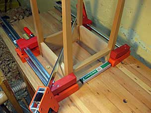 Gluing nightstand together