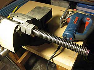 Setting up to cut acme threaded rod with jigsaw