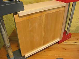 Drawer clamped and glued, with bottom