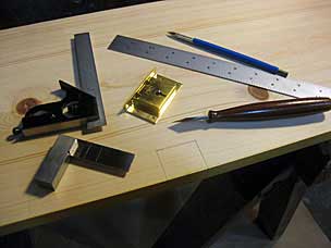 Laying out mortise for half-mortise lock