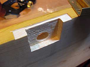 Mortise for half-mortise lock