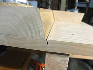 Angled kerf for batten sliding dovetail